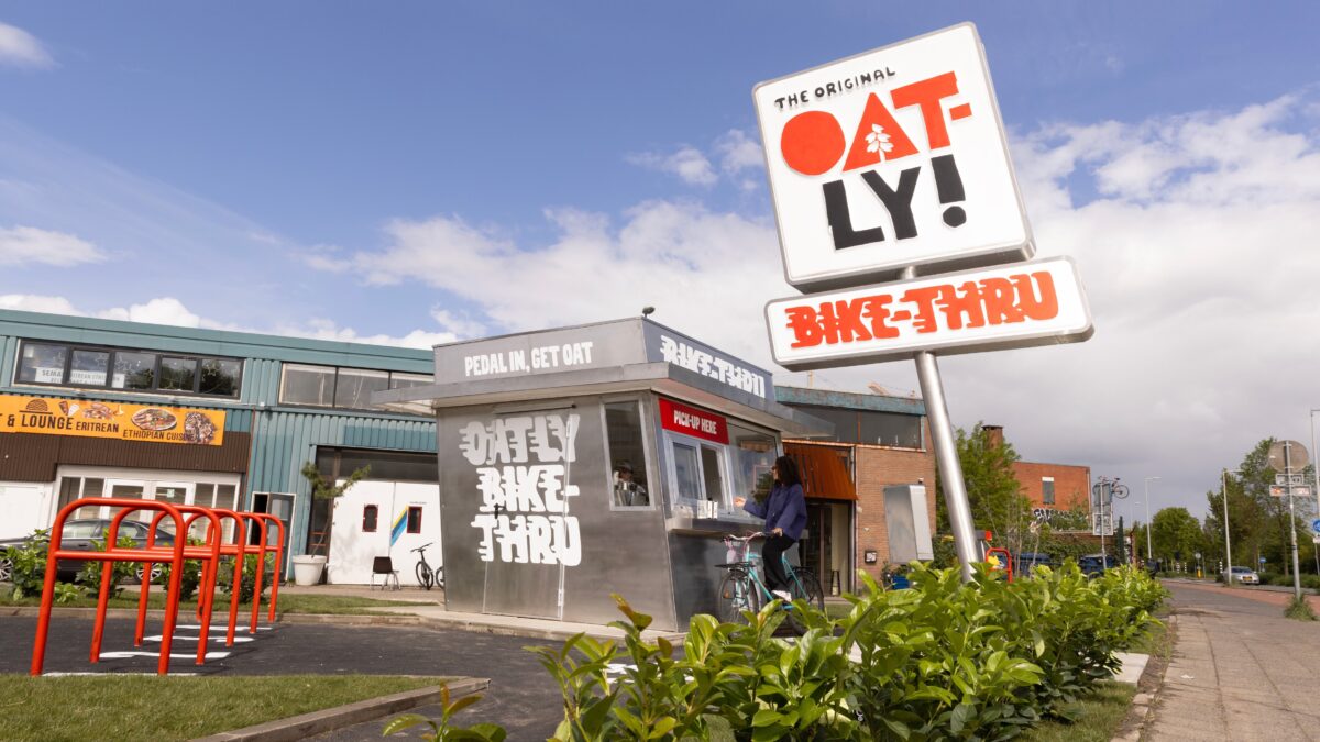 Oatly Bike-Thru