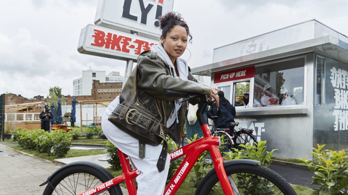 Oatly Bike-Thru
